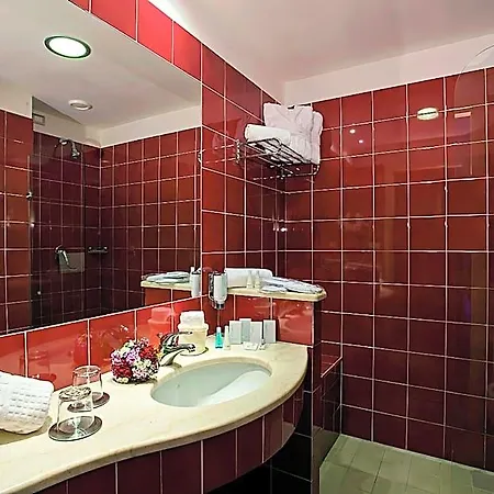 Mahara & Wellness 4*